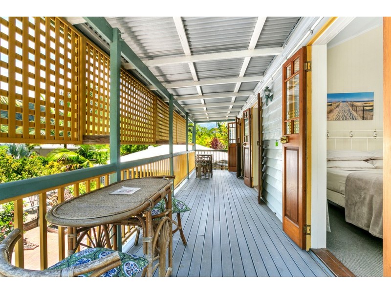 75 Kamerunga Road, Stratford QLD 4870