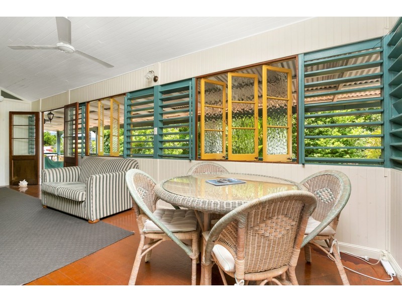 75 Kamerunga Road, Stratford QLD 4870