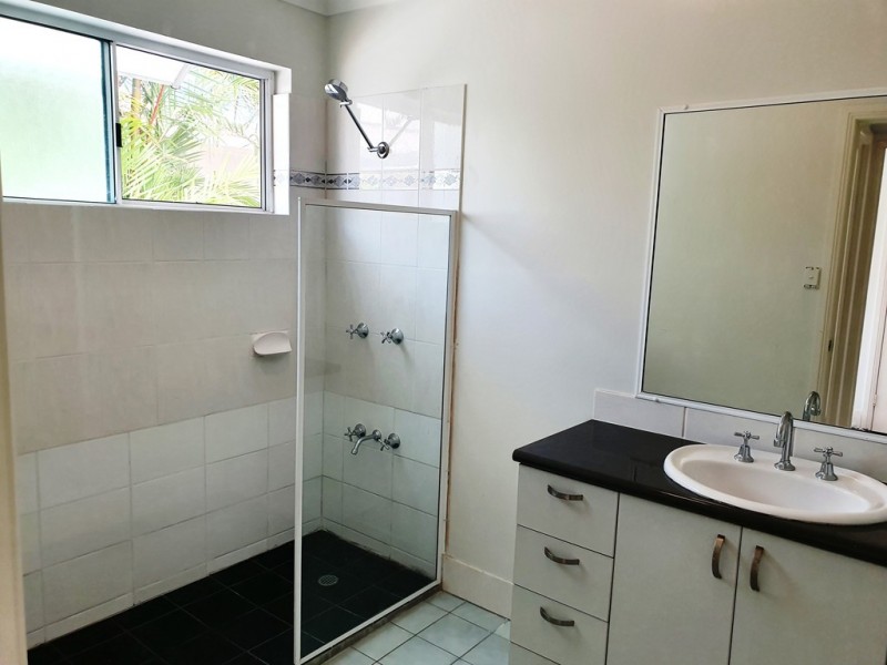 17 Green Avenue, Kewarra Beach QLD 4879
