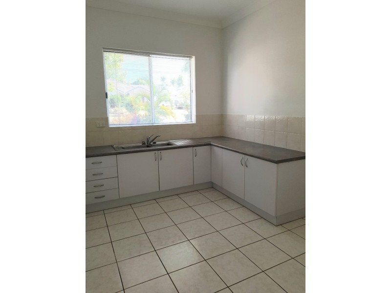 17 Green Avenue, Kewarra Beach QLD 4879