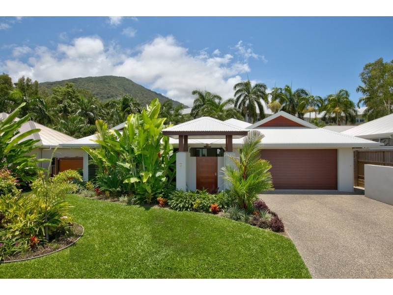 7 Canopy Way, Palm Cove QLD 4879