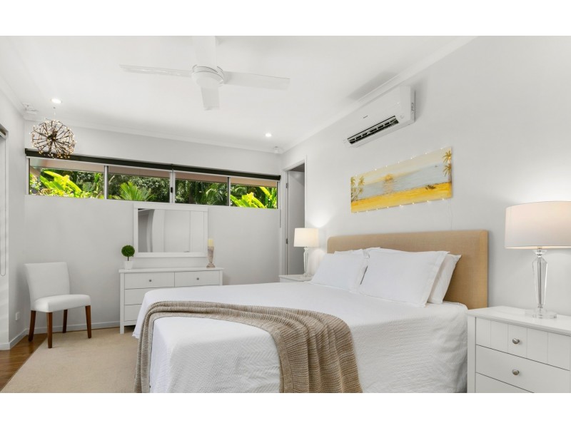 7 Canopy Way, Palm Cove QLD 4879