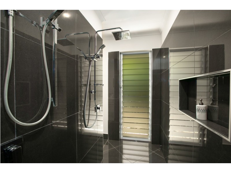 7 Canopy Way, Palm Cove QLD 4879