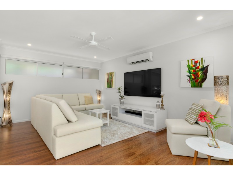 7 Canopy Way, Palm Cove QLD 4879