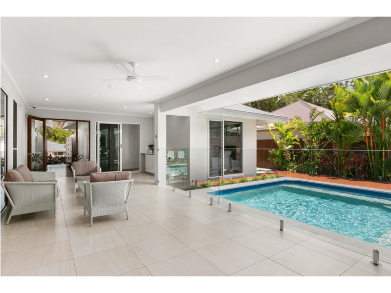 7 Canopy Way, Palm Cove QLD 4879