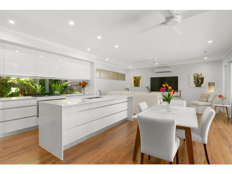 7 Canopy Way, Palm Cove QLD 4879