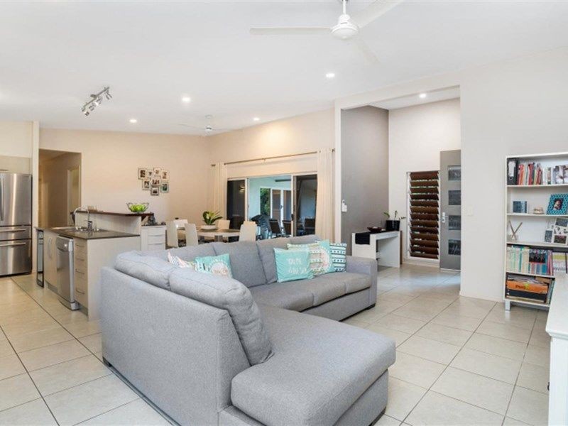 41 Muller Street, Palm Cove QLD 4879