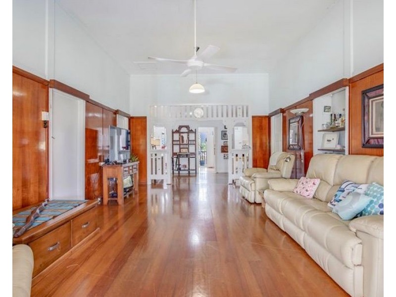 299 Severin Street, Parramatta Park QLD 4870