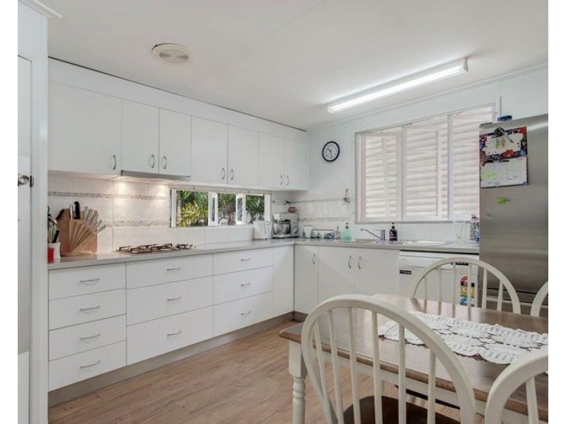 299 Severin Street, Parramatta Park QLD 4870