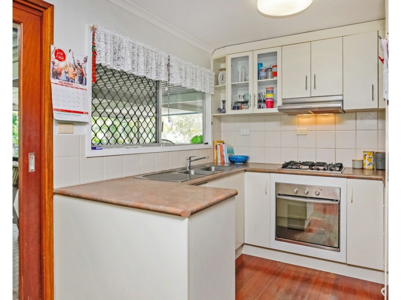 46 Endeavour Road, Clifton Beach QLD 4879