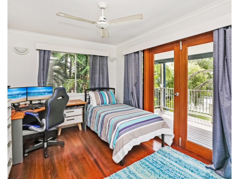 46 Endeavour Road, Clifton Beach QLD 4879