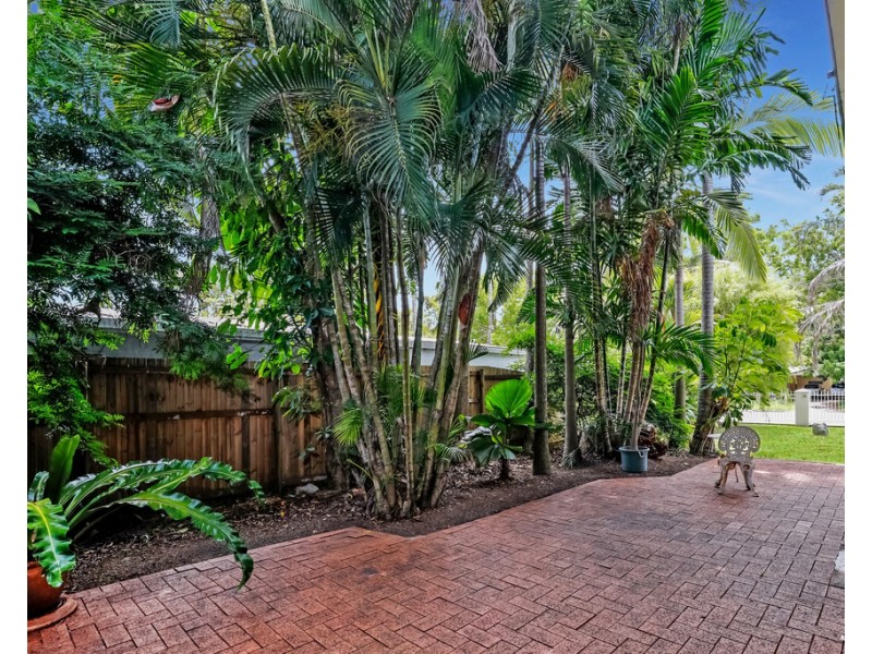 46 Endeavour Road, Clifton Beach QLD 4879