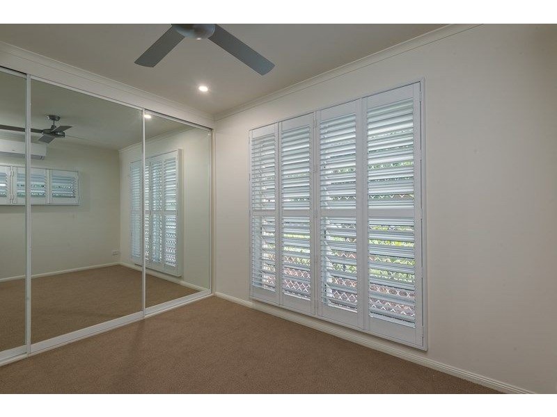 14 Thais Street, Palm Cove QLD 4879