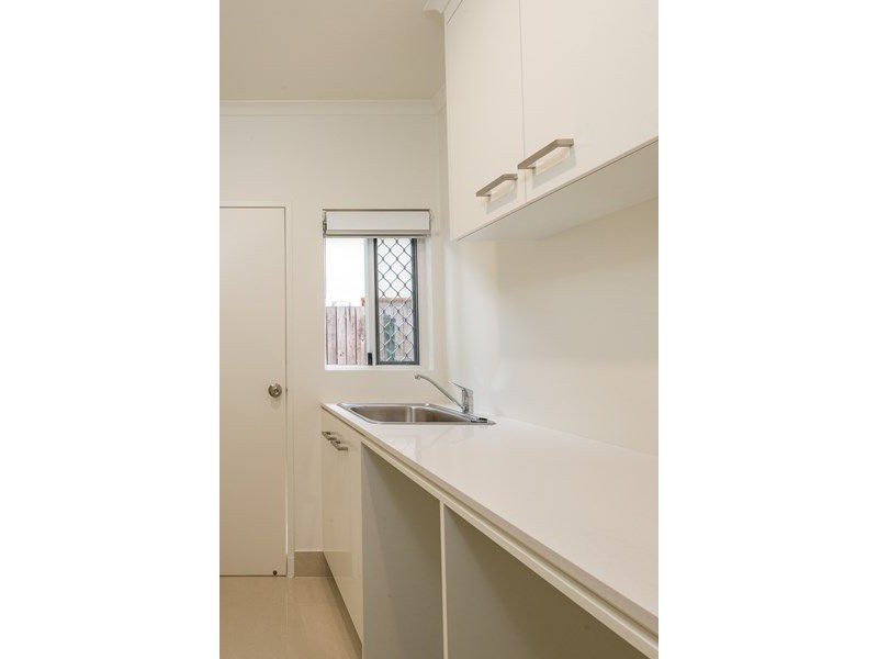 14 Thais Street, Palm Cove QLD 4879