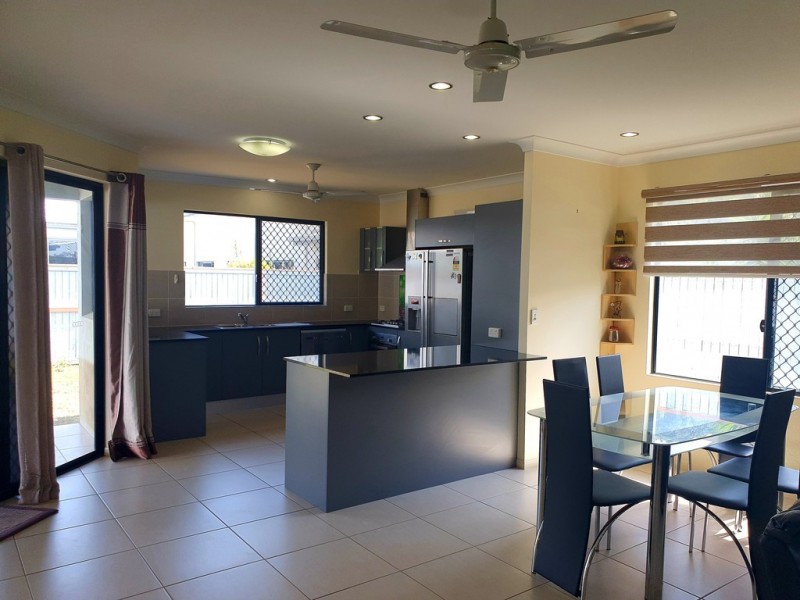 160 Roberts Drive, Trinity Beach QLD 4879
