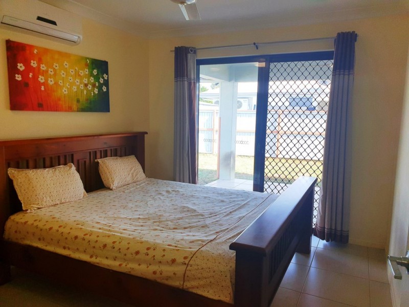 160 Roberts Drive, Trinity Beach QLD 4879