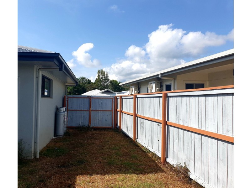 160 Roberts Drive, Trinity Beach QLD 4879