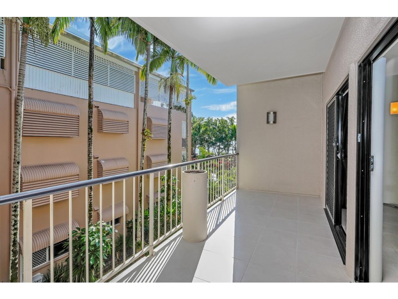 8/79 Arlington Esplanade, Clifton Beach QLD 4879