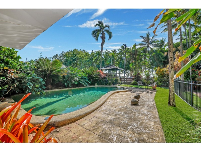 8/79 Arlington Esplanade, Clifton Beach QLD 4879