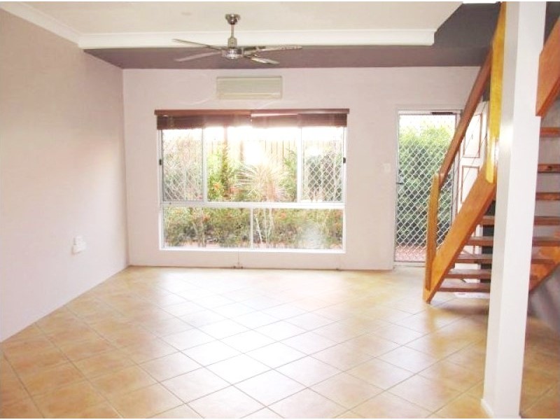 8/28-30 Fairweather Street, Yorkeys Knob QLD 4878