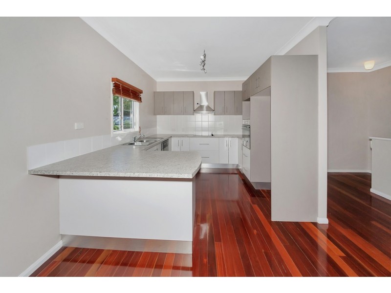 1/3 Guava Street, Holloways Beach QLD 4878