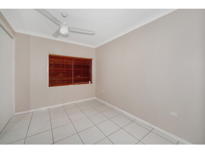 1/3 Guava Street, Holloways Beach QLD 4878