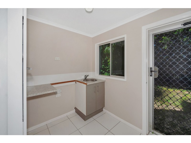 1/3 Guava Street, Holloways Beach QLD 4878