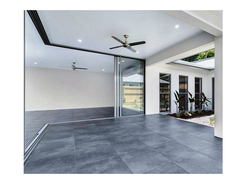 4B Mooreland Place, Kewarra Beach QLD 4879