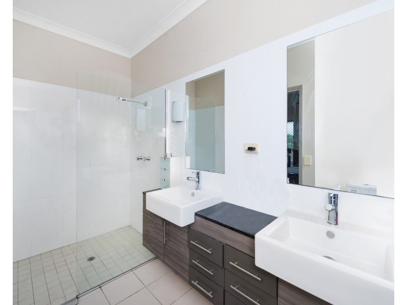 1/1-11 Paradise Palms Drive, Kewarra Beach QLD 4879