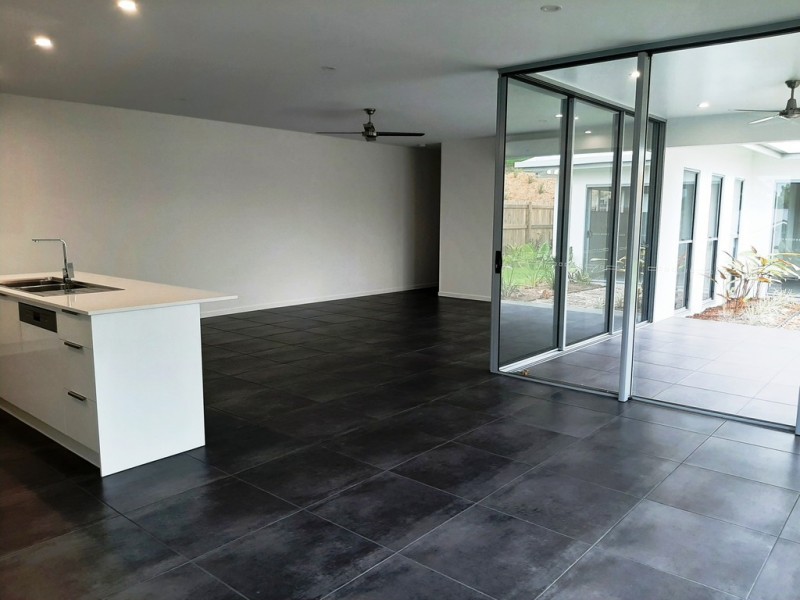 4B Mooreland Place, Kewarra Beach QLD 4879