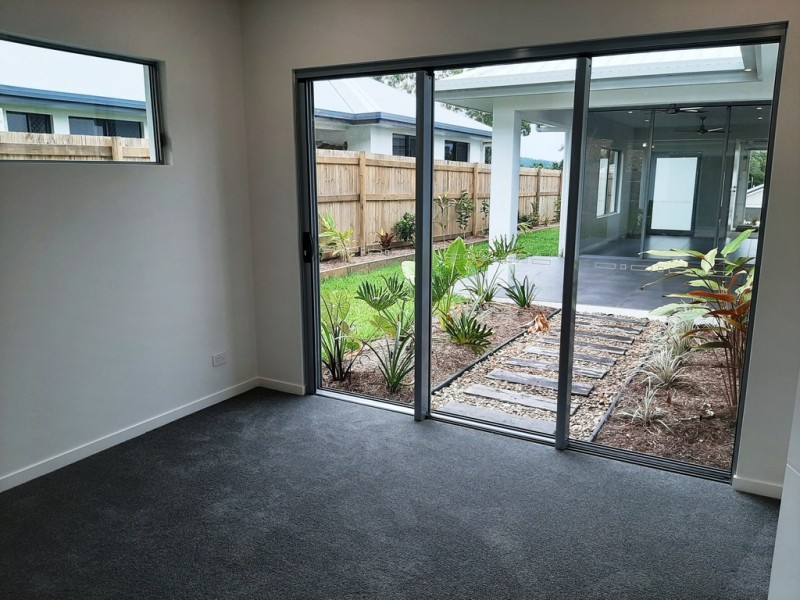 4B Mooreland Place, Kewarra Beach QLD 4879