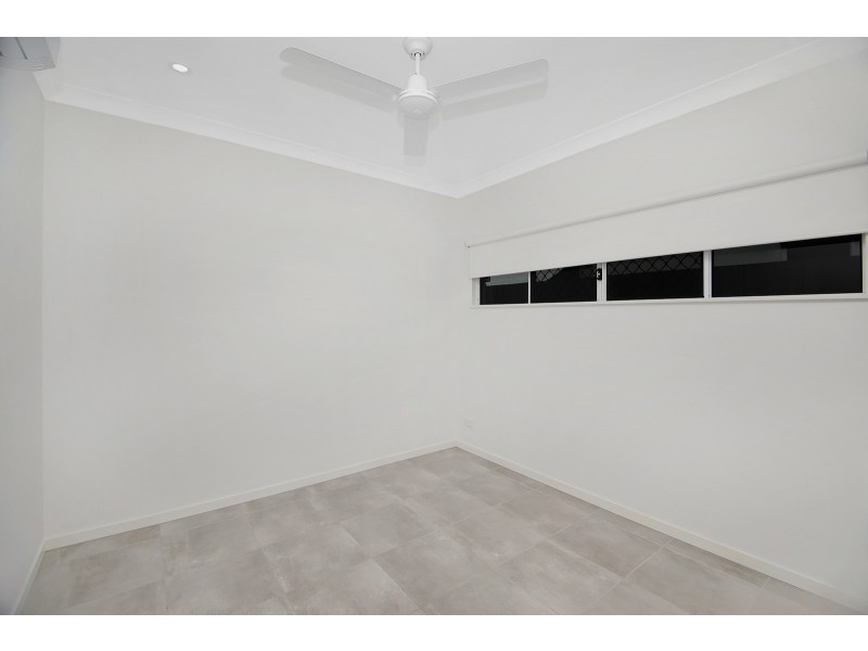 165 Roberts Drive, Trinity Beach QLD 4879