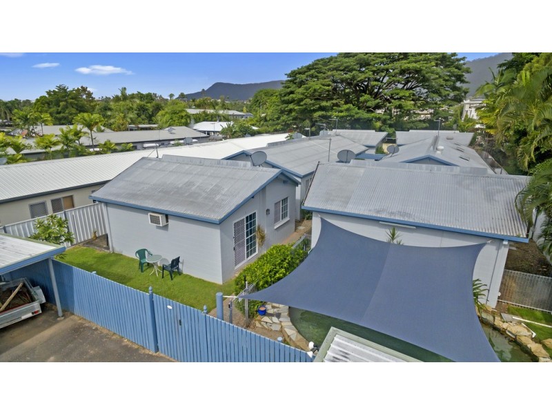 1/485 McCoombe Street, Mooroobool QLD 4870