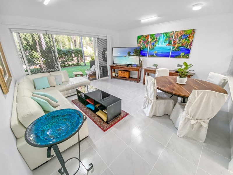 8/241 Coral Coast Drive, Palm Cove QLD 4879