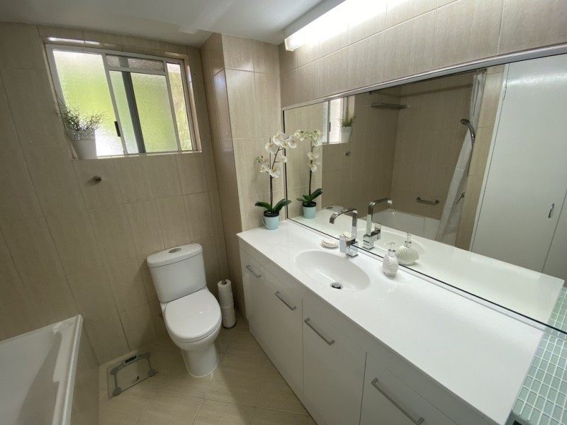 8/241 Coral Coast Drive, Palm Cove QLD 4879