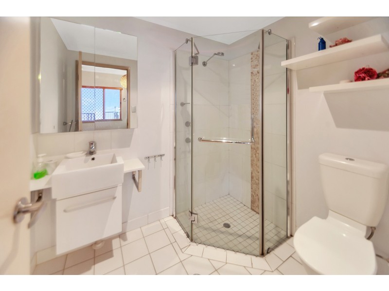116/55-57 Clifton Road, Clifton Beach QLD 4879