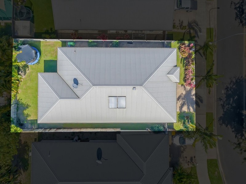 6 Rothesay Bend, Trinity Park QLD 4879