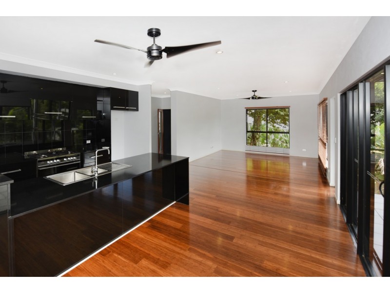 75 Leonard Street, Kewarra Beach QLD 4879