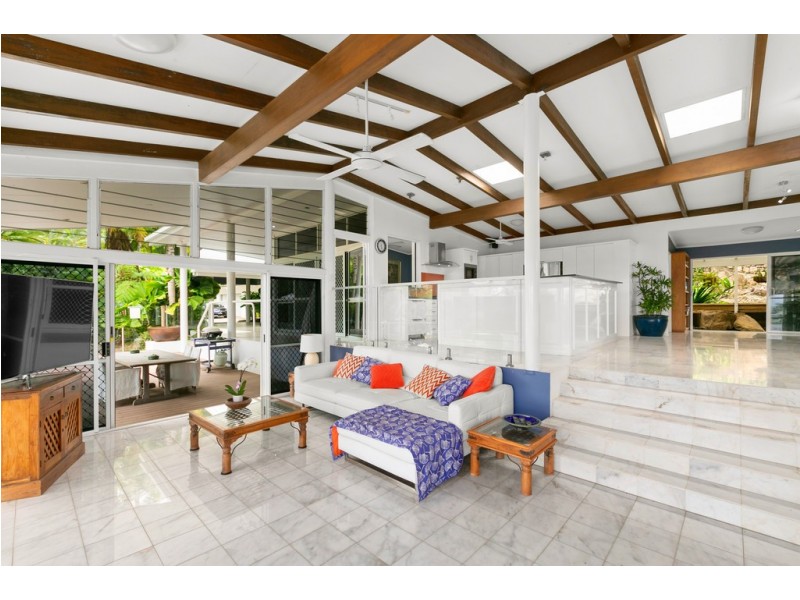 5-11 Peacock Street, Trinity Beach QLD 4879