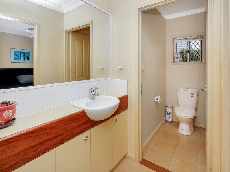 8 Miara Close, Kewarra Beach QLD 4879