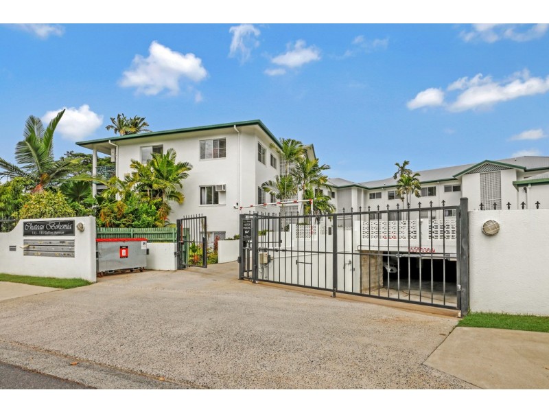 12/133-135 Collins Avenue, Edge Hill QLD 4870
