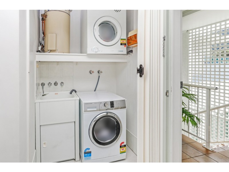 12/133-135 Collins Avenue, Edge Hill QLD 4870