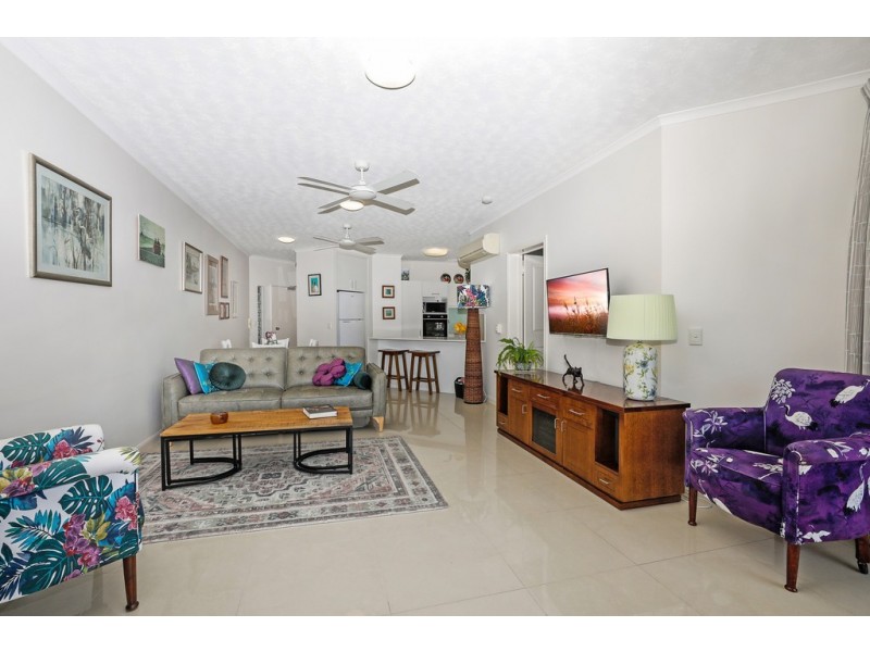 1/38 Moore Street, Trinity Beach QLD 4879