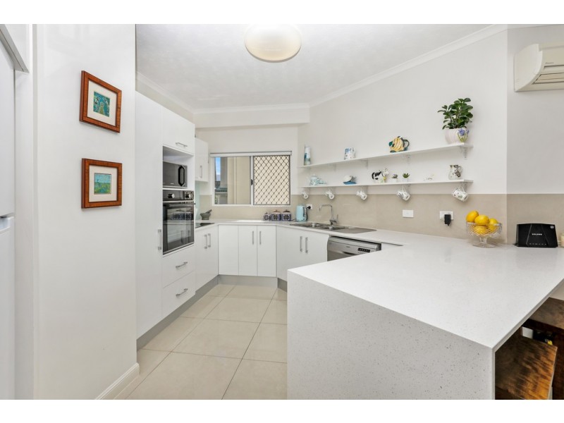 1/38 Moore Street, Trinity Beach QLD 4879