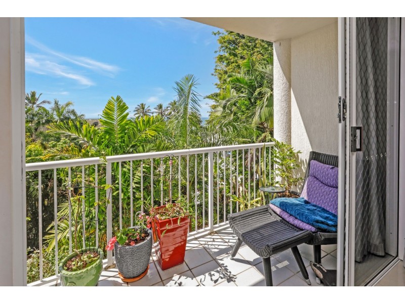 1/38 Moore Street, Trinity Beach QLD 4879