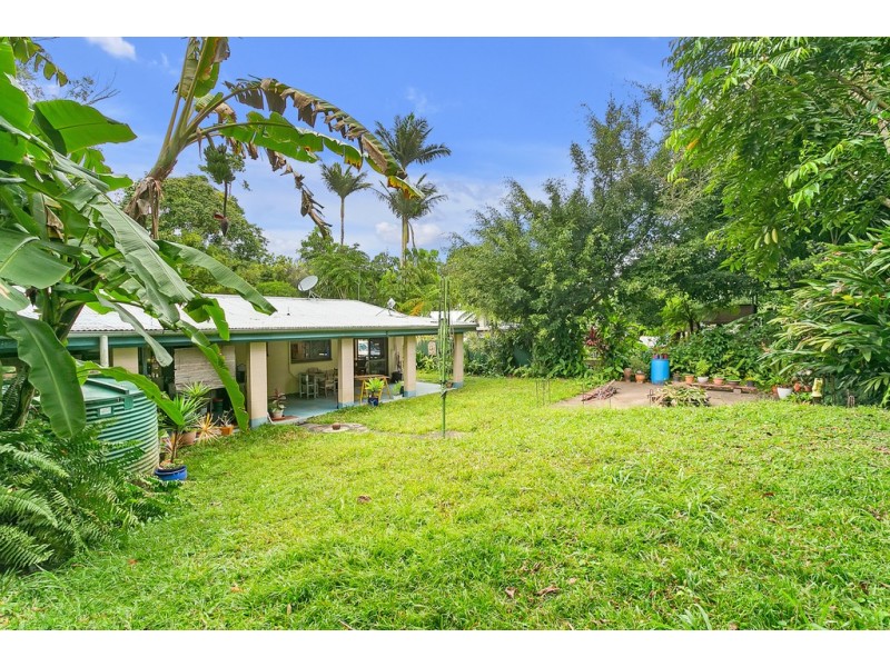 19 Scrub Street, Kuranda QLD 4881