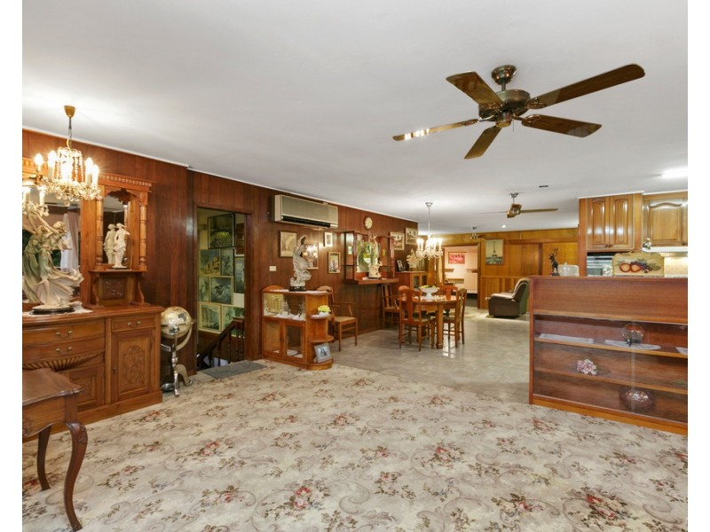 13 Cochrane Street, Stratford QLD 4870