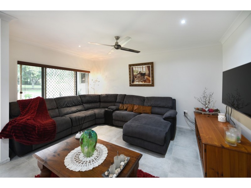 6 Bullrush Terrace, Kewarra Beach QLD 4879