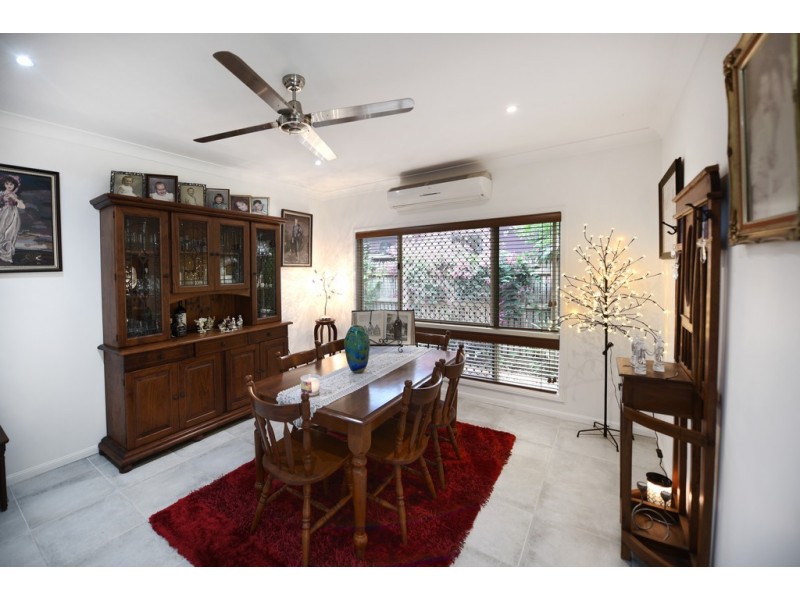 6 Bullrush Terrace, Kewarra Beach QLD 4879