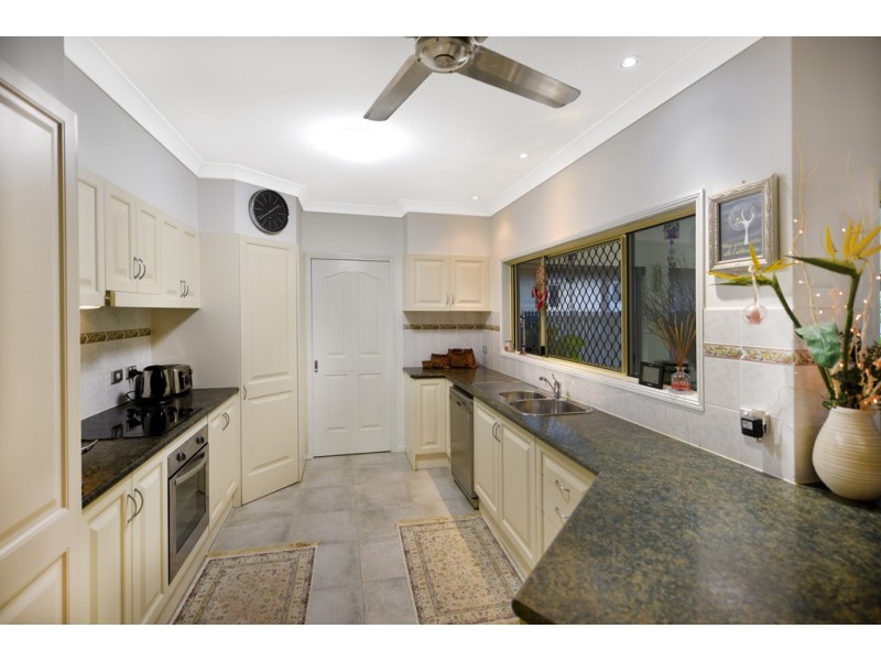 6 Bullrush Terrace, Kewarra Beach QLD 4879